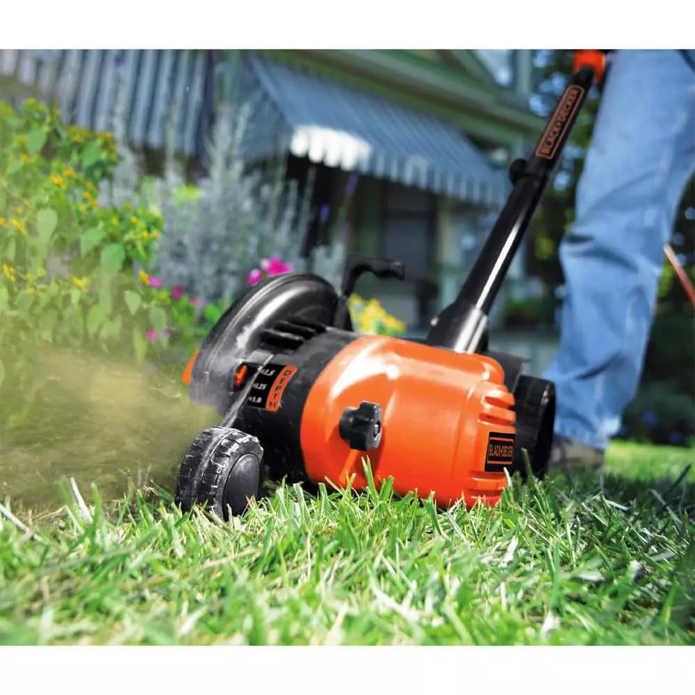 BLACK+DECKER 12 Amp Corded Electric 2-in-1 Lawn Edger & Trencher - Image 2